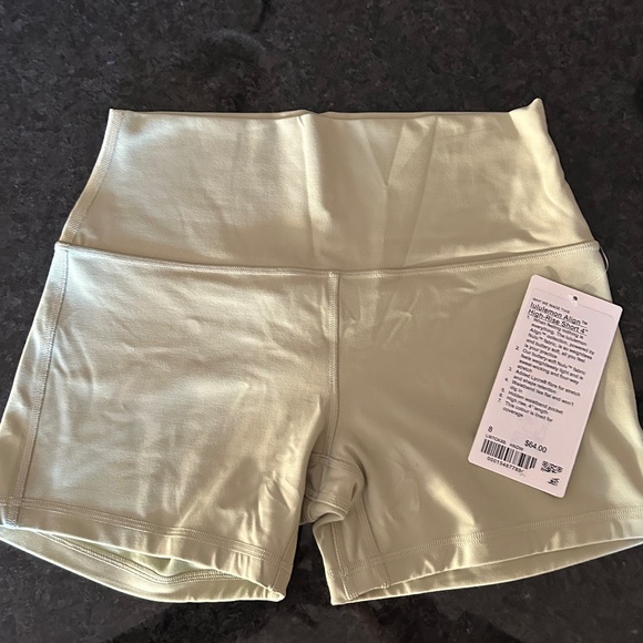 lululemon athletica Pants - Lululemon high rise Align shorts sz 8